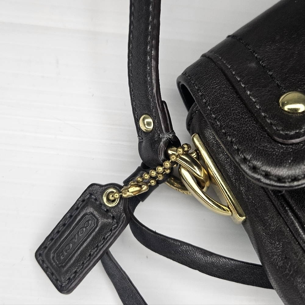 RARE Coach Hampton Vintage Y2K Turnlock Wristlet Clutch – Deep Chocolate Brown - Picture 6 of 15